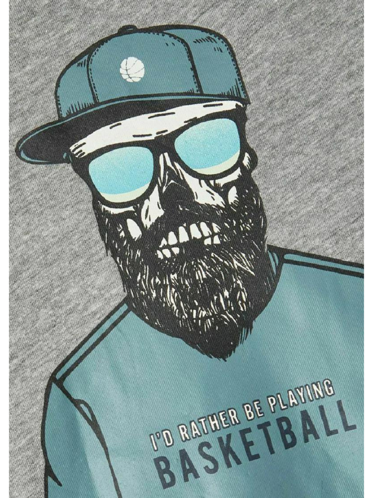 Cool grijs shirt van name it voor jongens in grijs. Print van skateboarder
