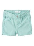 Gekleurde short voor meisjes van Name it in mom fit 