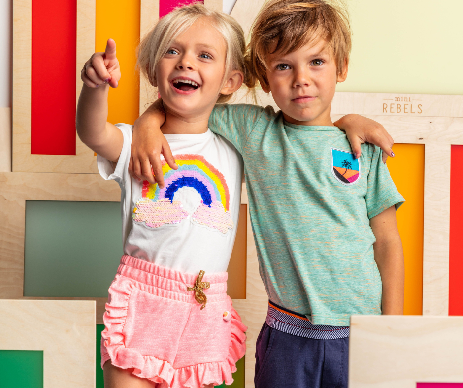 kleding van mini rebels. Kinderkleding voor jongens en meisjes van 2 tot 10 jaar.